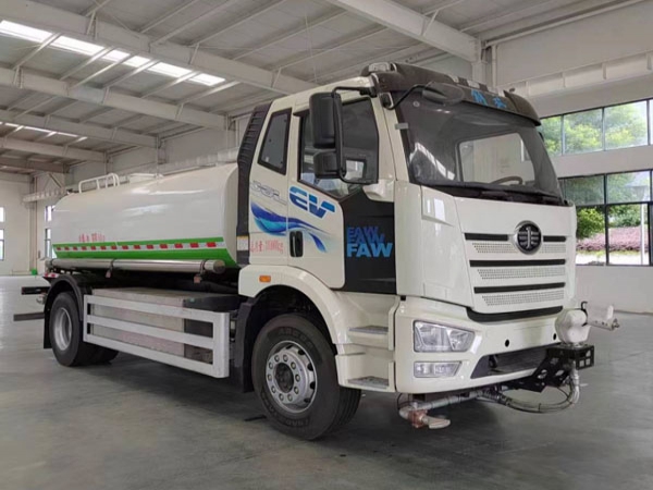 11方純電動(dòng)灑水車(chē)